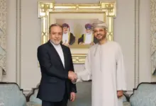 عُمان في قلب جهود إدارة ملف الملاحة والتواصل الإقليمي