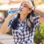 الجفاف: العلامات المبكرة وكمية الماء التي يحتاجها الجسم يوميًا