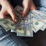 اقتصاد المؤثرين: كيف تحولت الشهرة على السوشيال ميديا إلى صناعة بملايين الدولارات؟