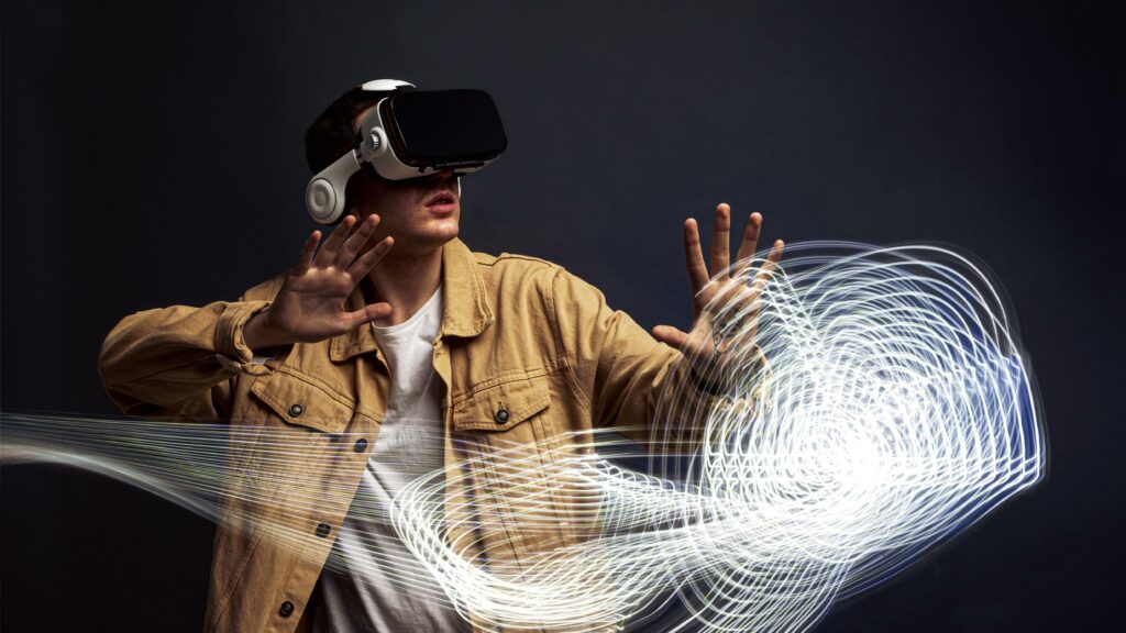 الواقع الافتراضي والواقع المعزز: الفرق بين VR وAR وأهم الاستخدامات